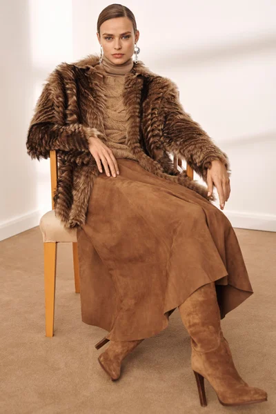 Look 12